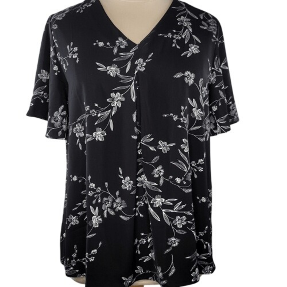 Anyally Black & White Floral Chiffon‎ Blouse